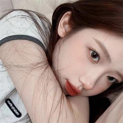 卧底伴娘 封面